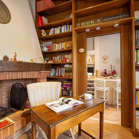 فندق مبيت وإفطار La Casa Di Assunta Acquaviva (Montepulciano)
